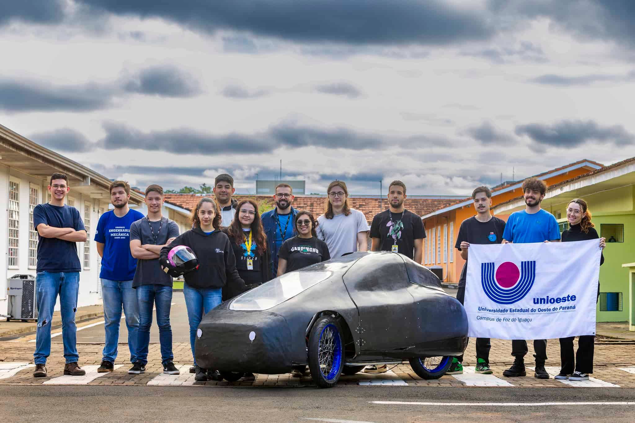 Universitários de Foz do Iguaçu apresentam carro movido a hidrogênio verde na Shell Eco-marathon 2024