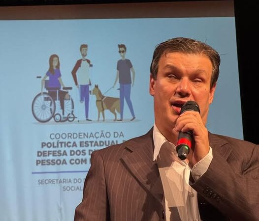 Unioeste e Governo lançam curso on-line para pessoas com deficiência
