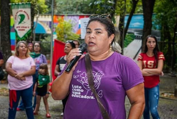 Professora Janete Batista concorre à presidência da APP-Sindicato/Foz