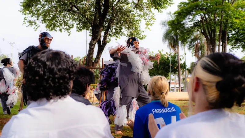 “Civilizido”, do Coletivo Cote’Coi, da UNILA, é eleito melhor espetáculo no Festival de Teatro de Ibiporã