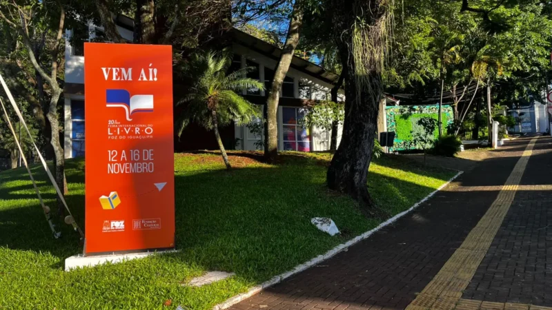20ª Feira Internacional do Livro de Foz do Iguaçu começa nesta quarta-feira (12)