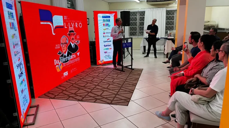 Mais de 50 artistas e atrações compõem a 20ª Feira Internacional do Livro de Foz do Iguaçu