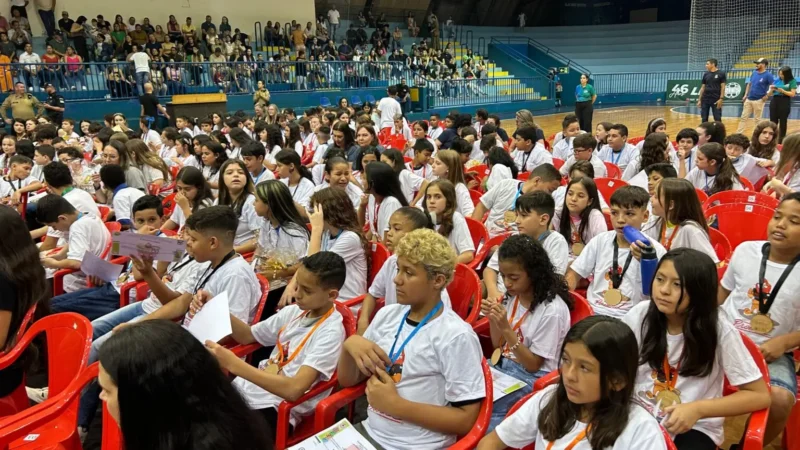 Proerd forma mais 450 alunos em Foz do Iguaçu