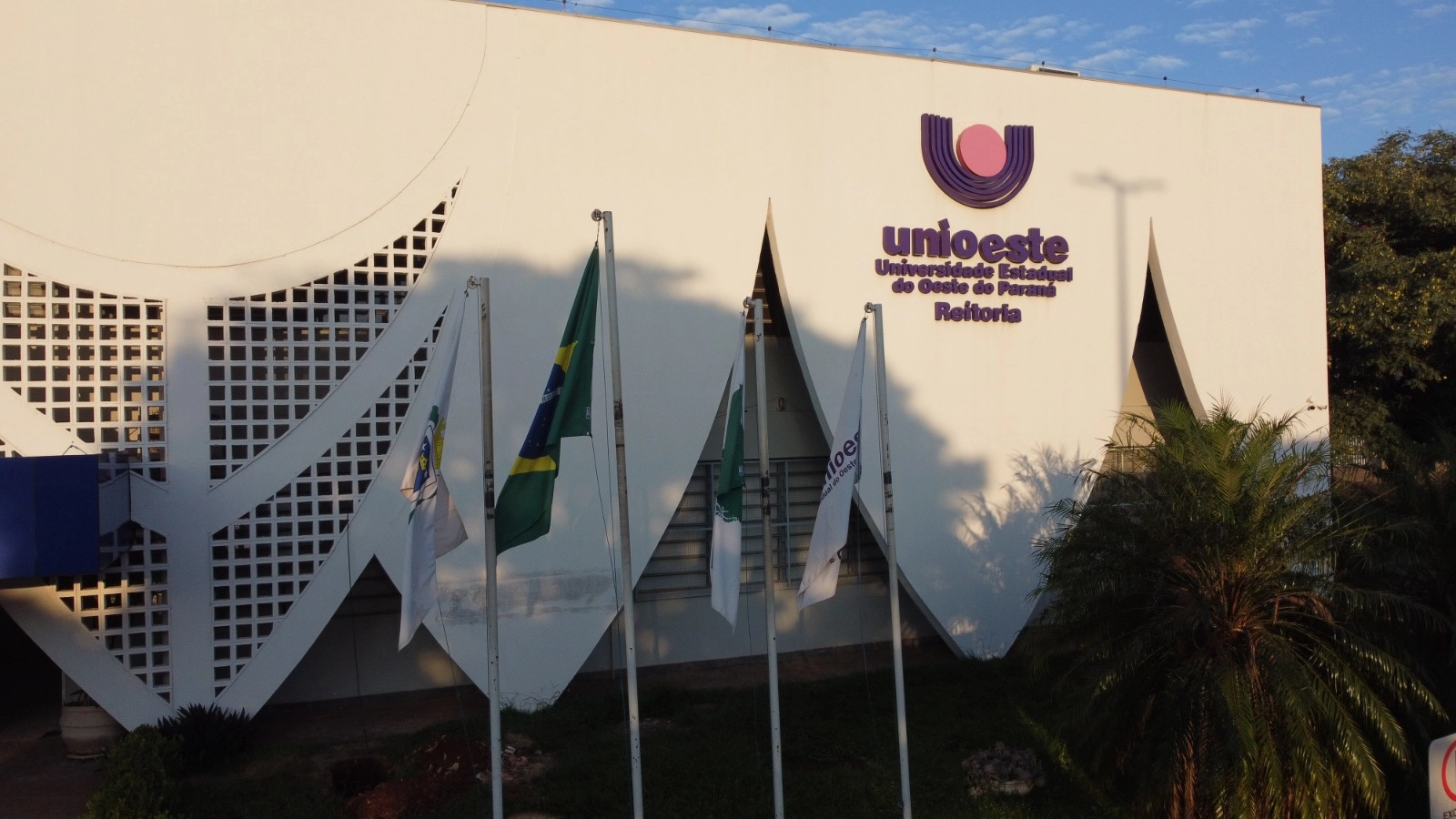 Unioeste divulga a abertura das inscrições do Programa de Auxílio Moradia