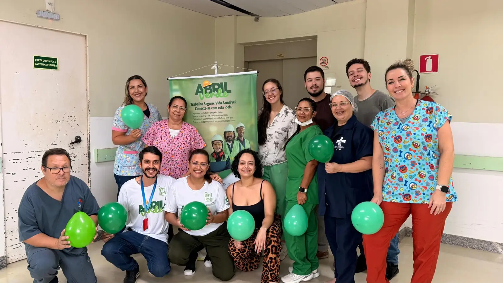 Abril Verde no Hospital Municipal Padre Germano Lauck promove conscientização e cuidado com colaboradores