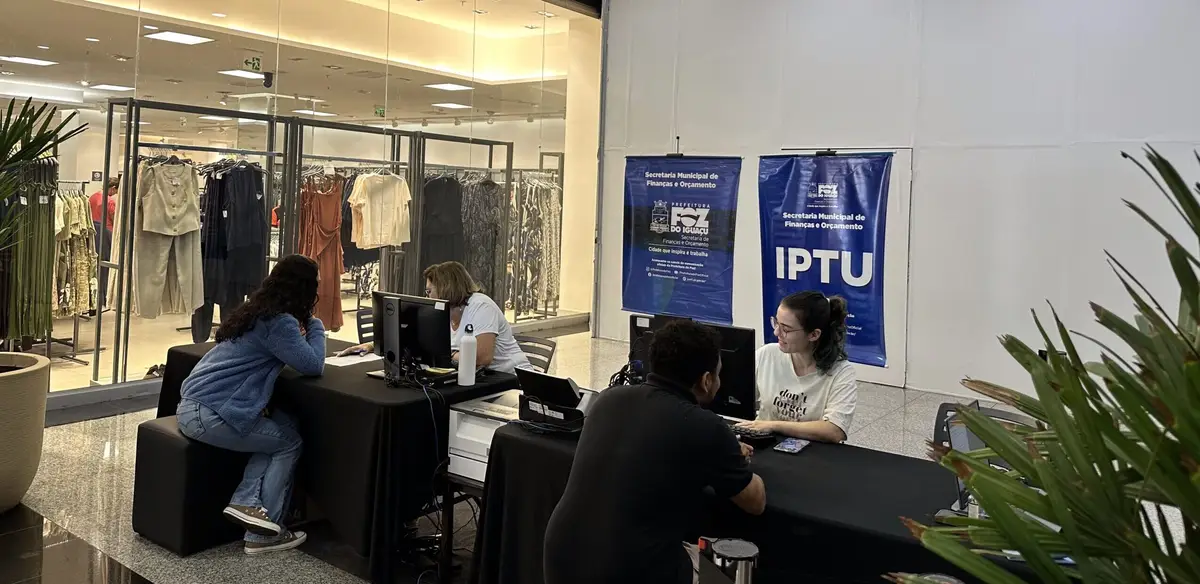 IPTU Digital 2026: Mais de 200 pessoas aproveitam o último plantão para distribuição de carnês