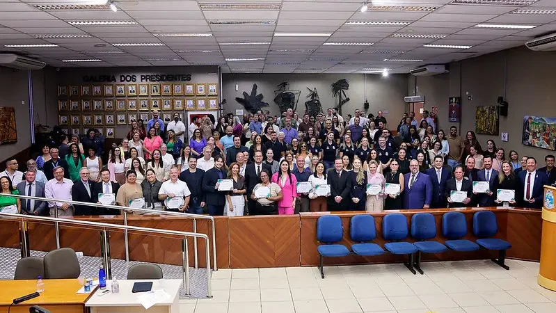 Legislativo de Foz valoriza 13 trajetórias com o Prêmio Profissionais da Saúde