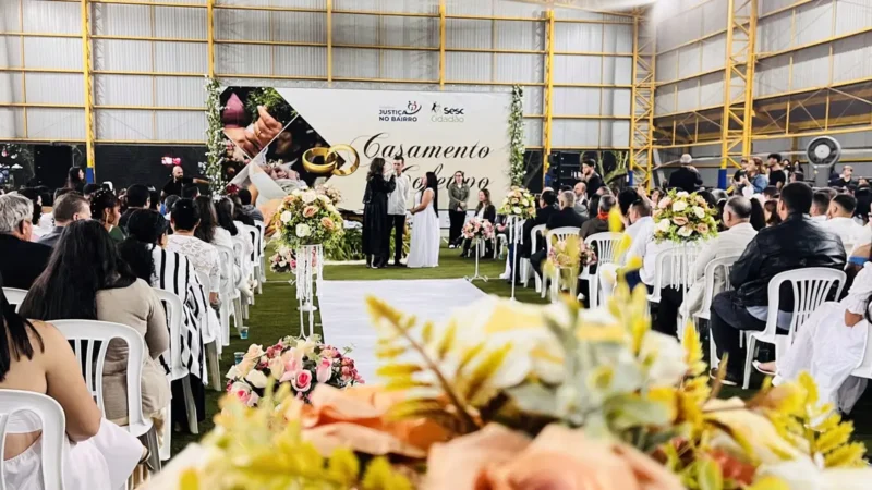 Amor e cidadania marcam casamento coletivo de cerca de 150 casais em Foz do Iguaçu