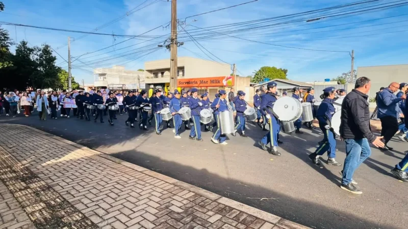 Caminhada promove conscientização sobre o combate à violência contra a pessoa idosa
