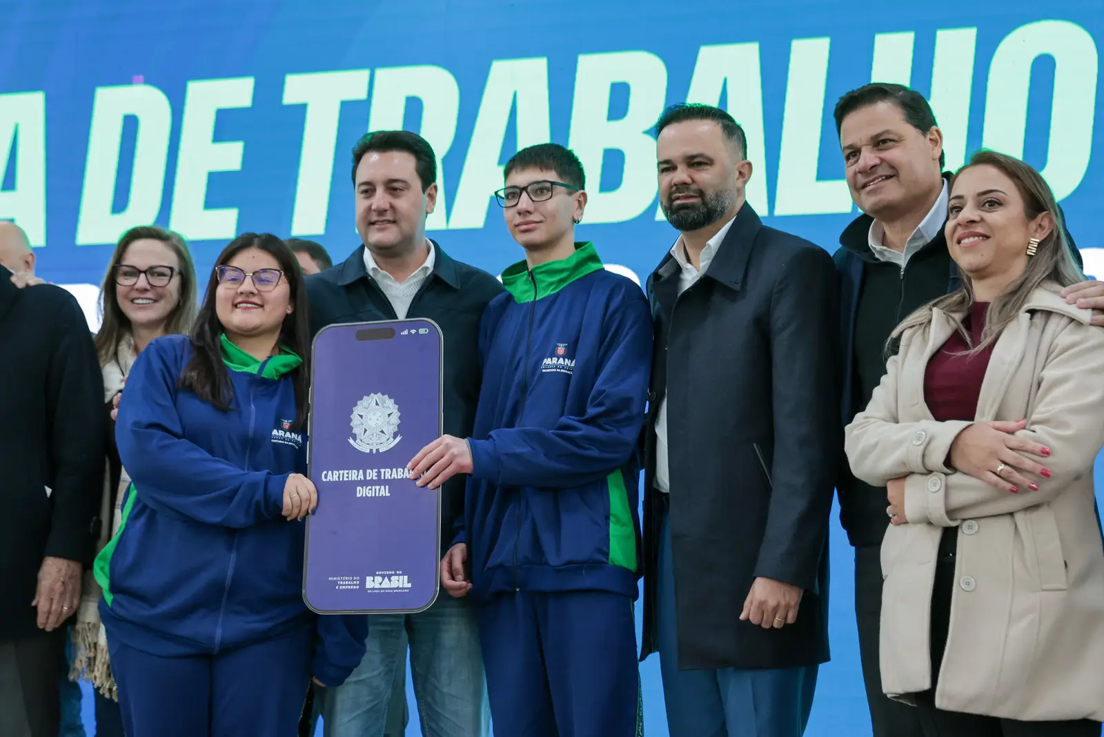 Cadastramento na Carteira de Trabalho Digital atinge 300 mil estudantes na rede estadual do Paraná