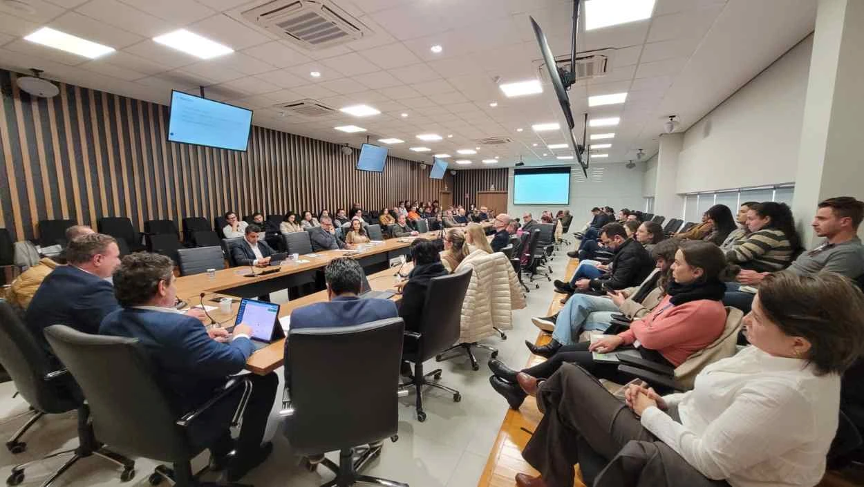 Codefoz reúne Itaipu, Parquetec, prefeitura e sociedade civil para discutir projetos estratégicos