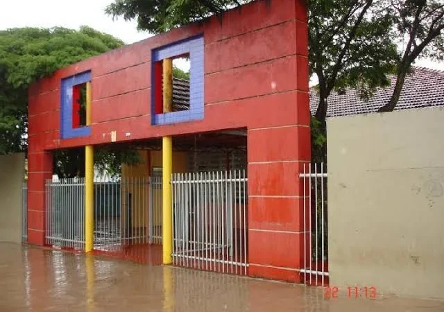 Matrículas abertas no Colégio Ulysses Guimarães para EJA e formação técnica gratuita