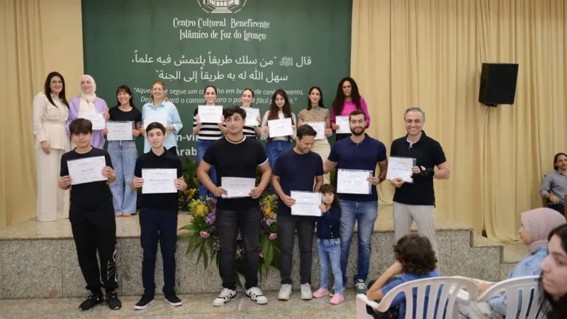 Mesquita de Foz do Iguaçu abre turmas de agosto com curso prático de árabe e religião para jovens e adultos