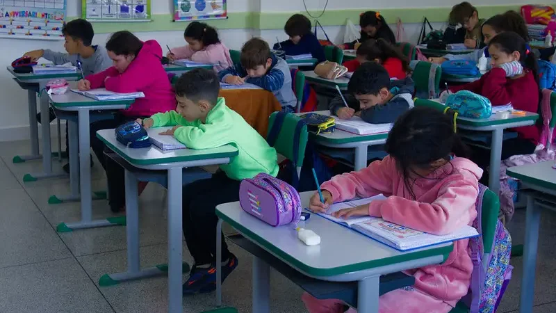 Rede municipal de ensino entra em recesso escolar a partir de segunda-feira (13)